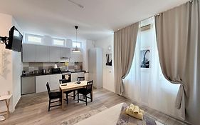 Modern Studio In The Heart Of Iasi